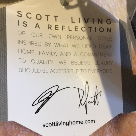 Ceramic Glazed Mint House Vase NWT by Scott Living - Picture 11 of 11